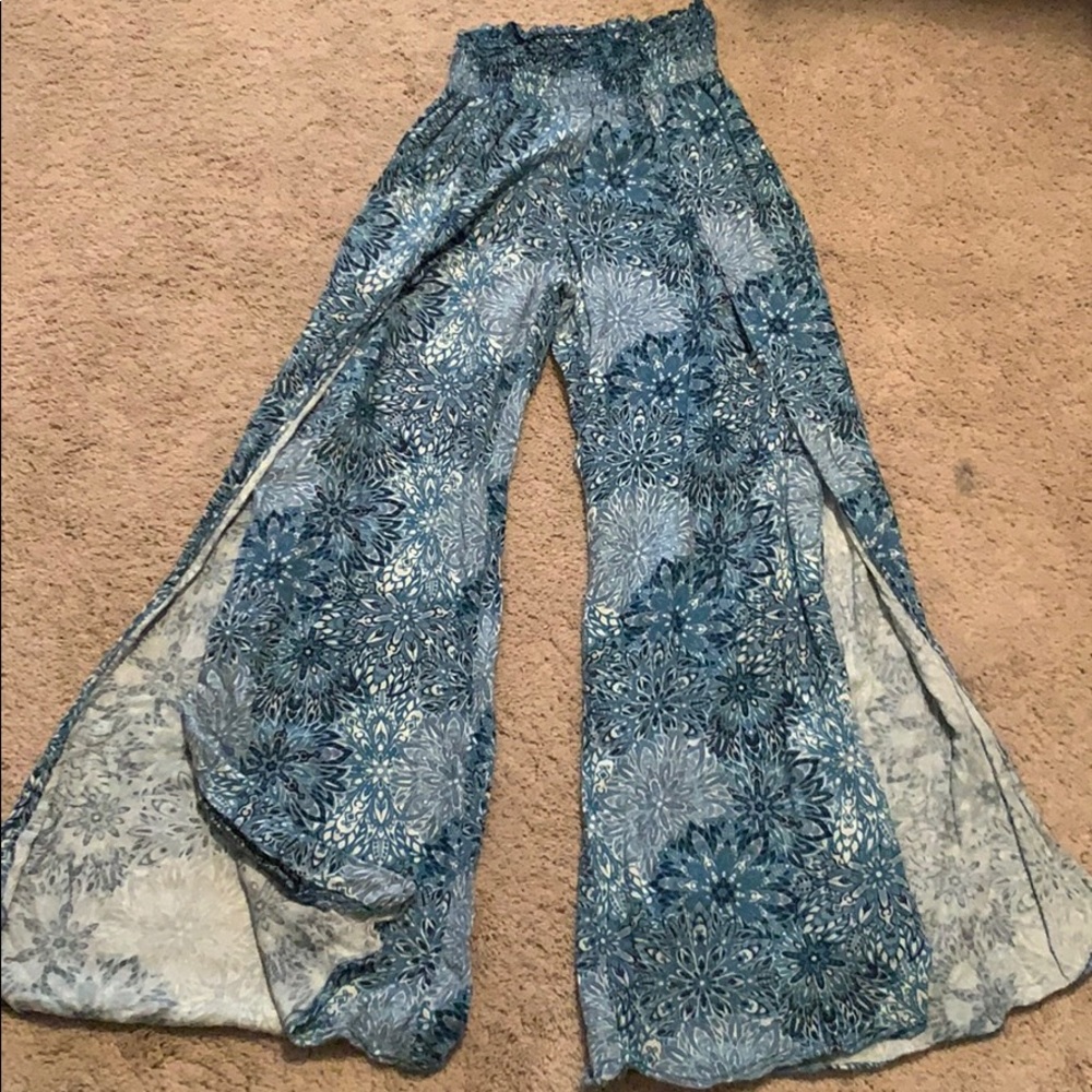 Split leg pant